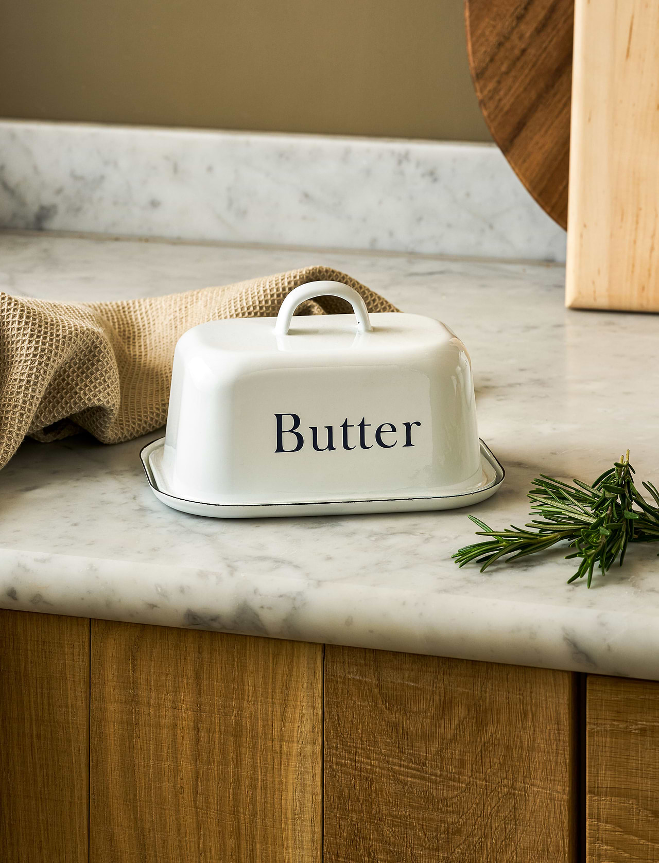 Enamel Butter Dish with Lid White Garden Trading