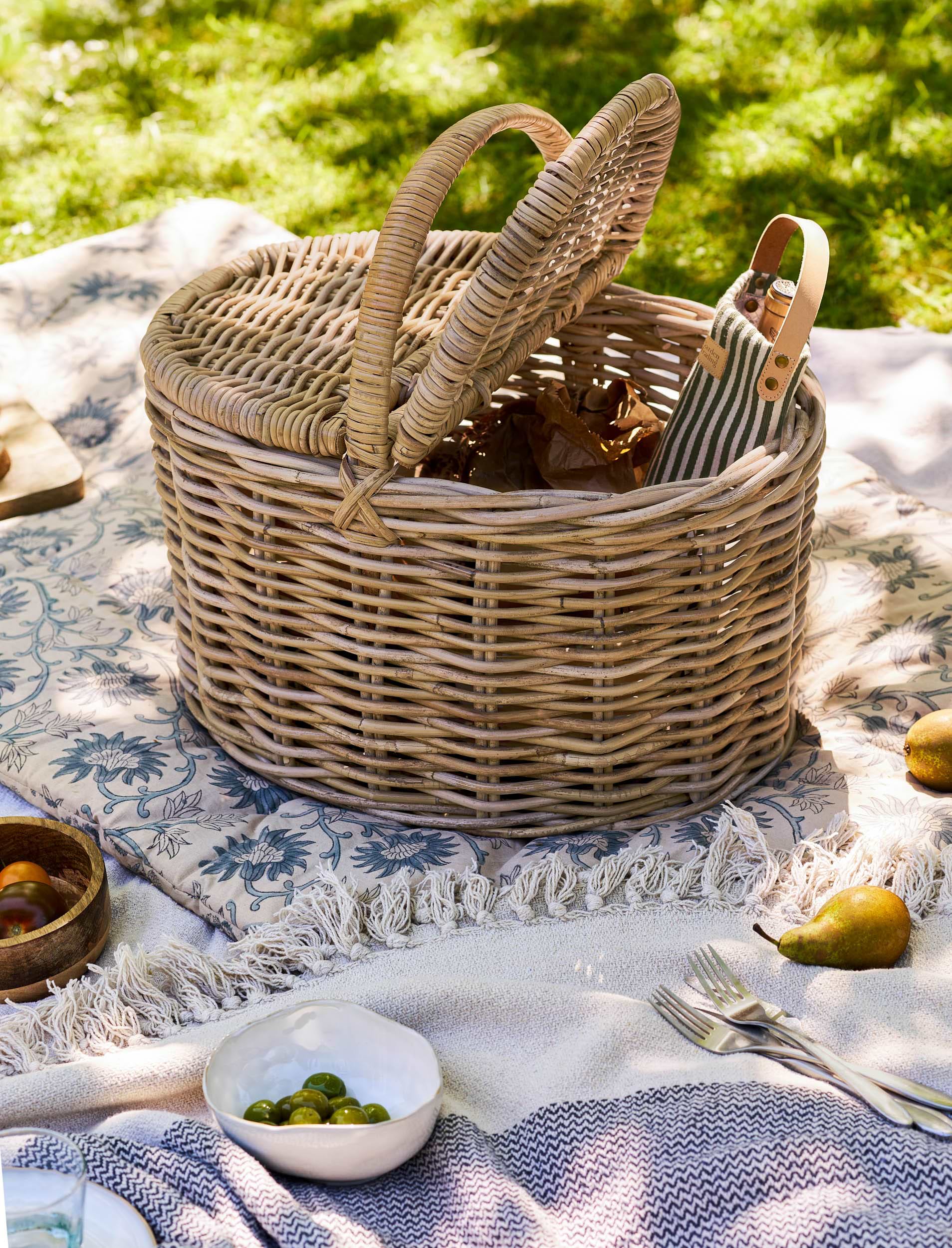 Bembridge Picnic Basket - Rattan, Natural | Garden Trading
