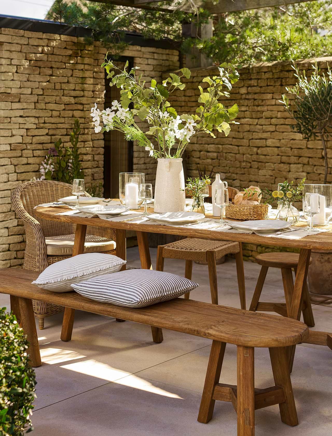 Dining Bench Backyard Hawthorne Oval Dining Bench Natural Garden