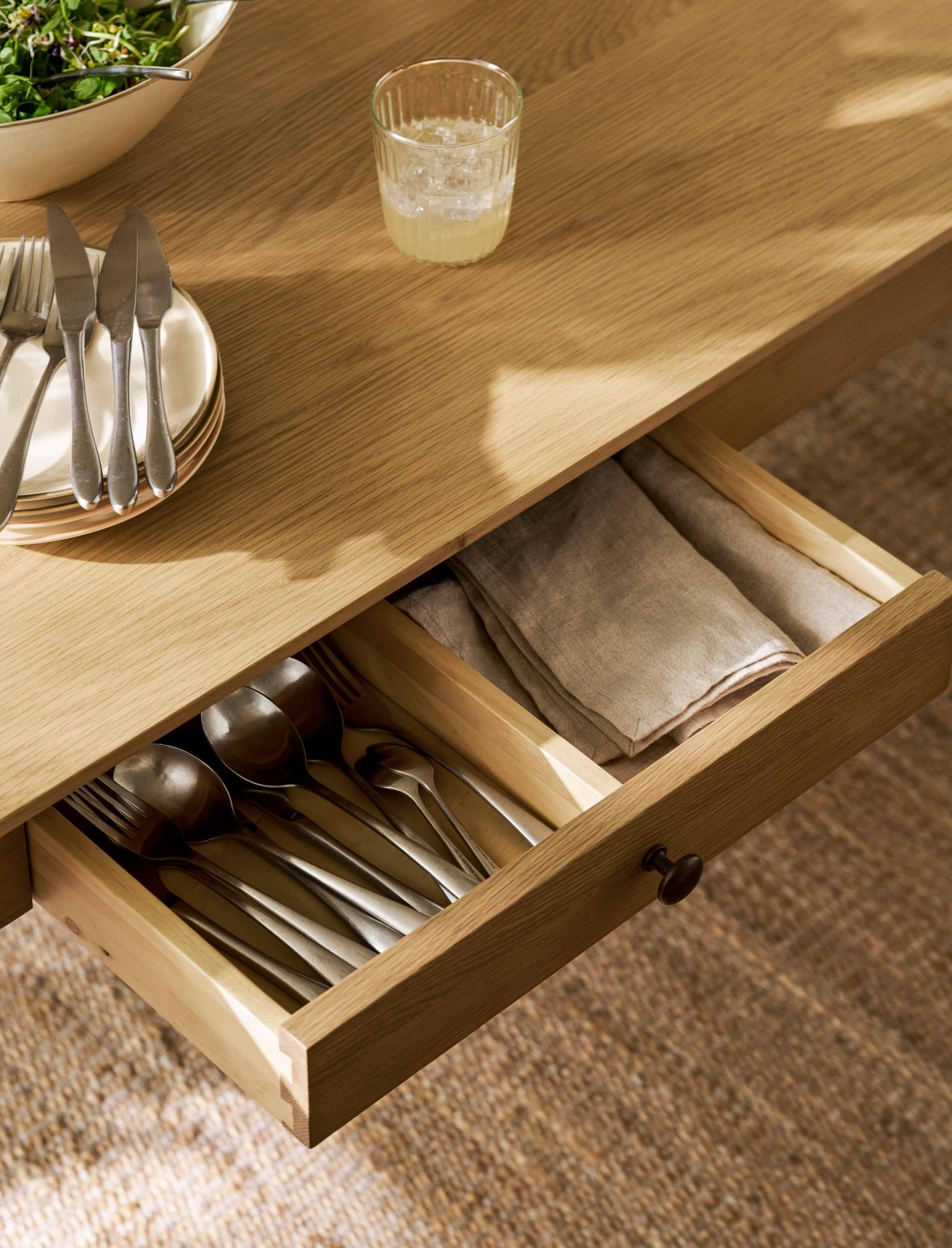 Oakworth Dining Table - Oak Wood, Natural | Garden Trading