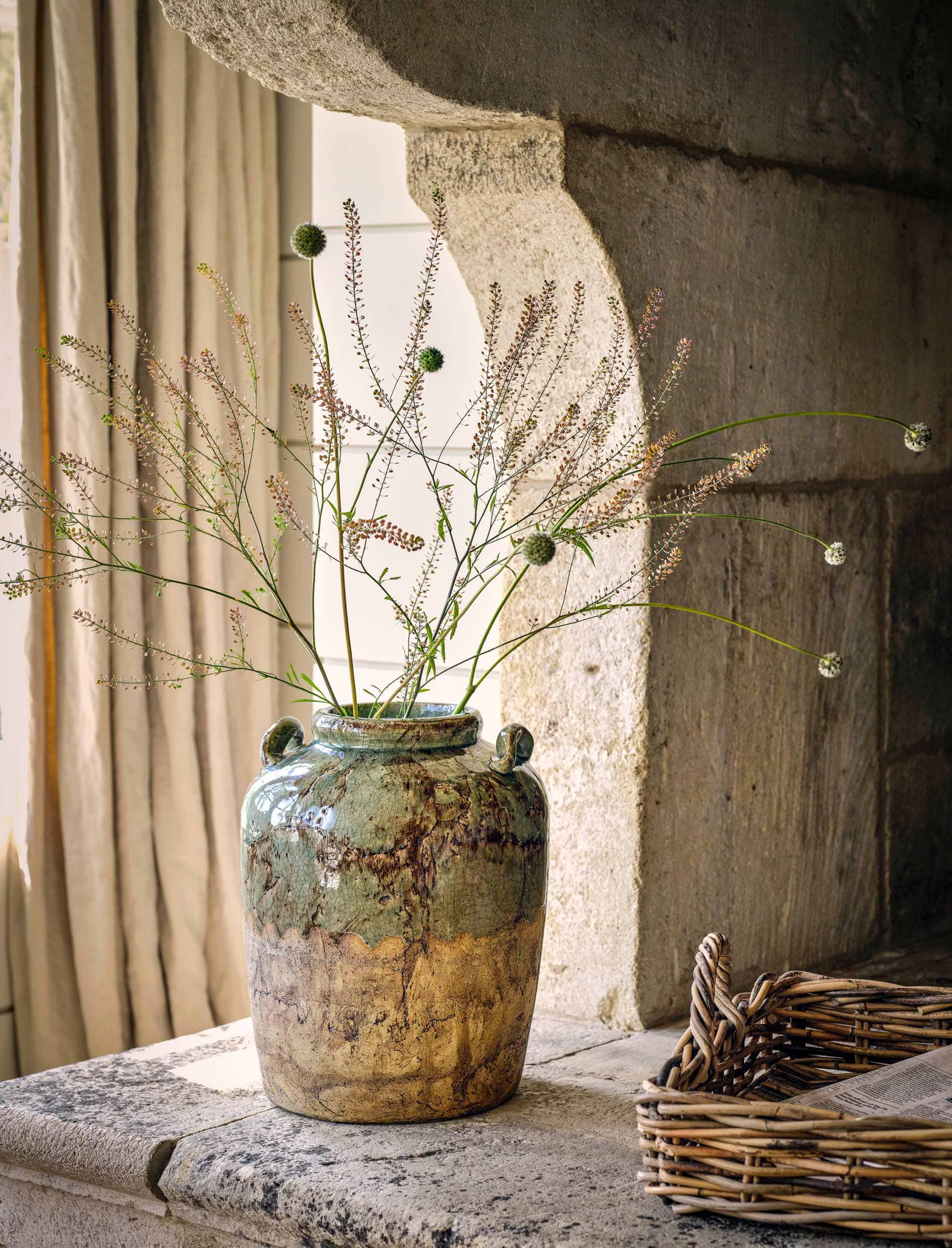 Meysey Vase - Stoneware, Fern, Medium | Garden Trading