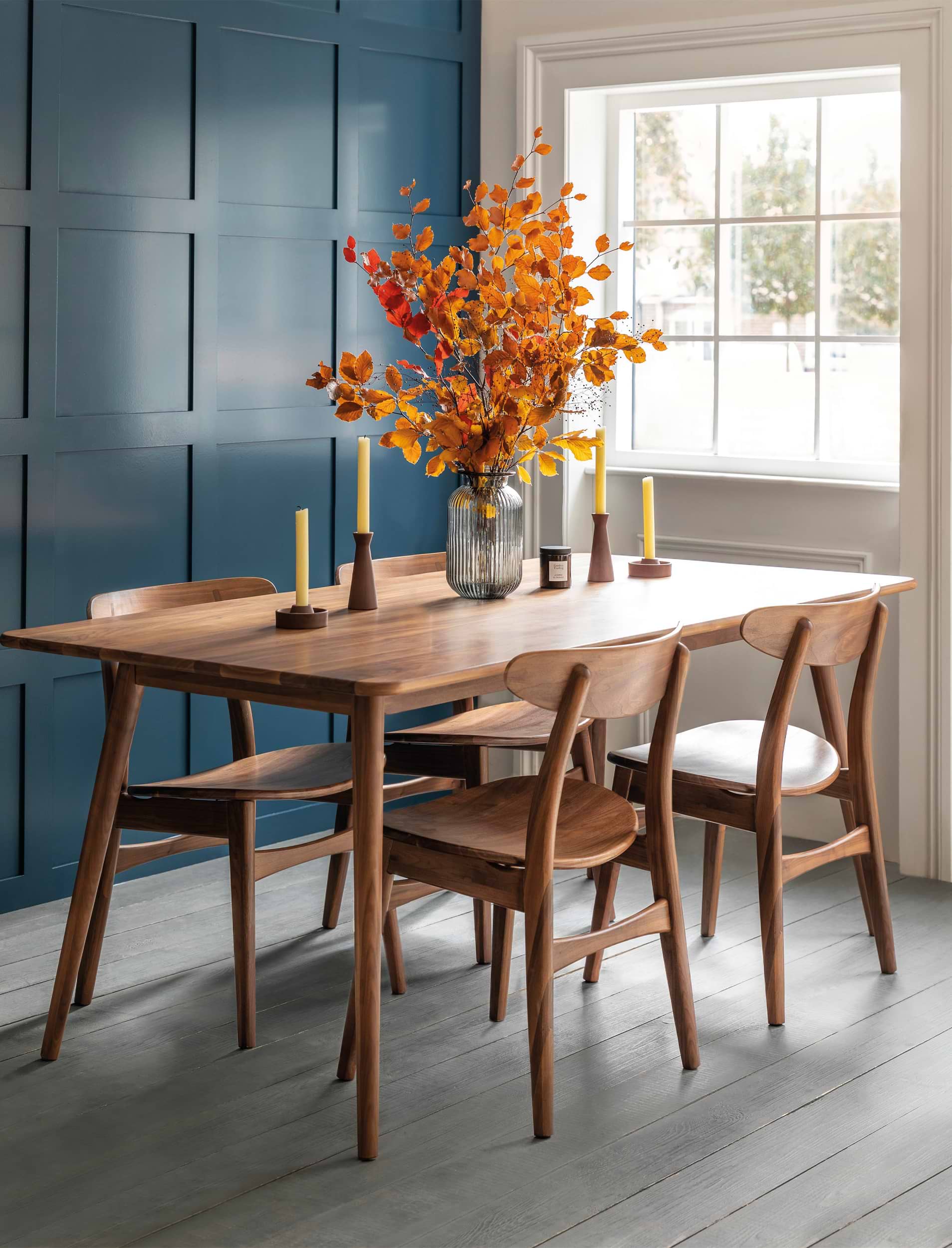 Kersoe Dining Table - Walnut, Natural | Garden Trading