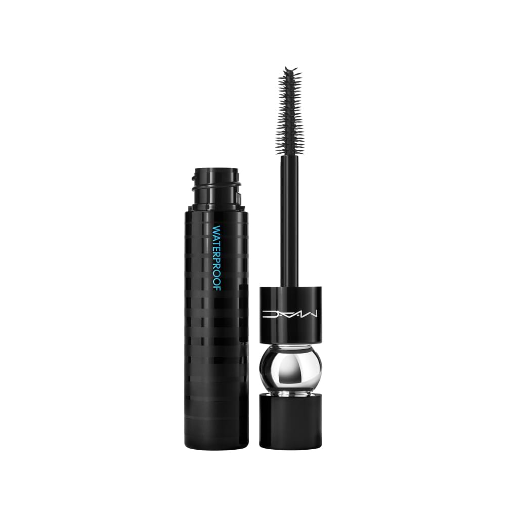 MAC Stack Waterproof Mascara - MAC - Duty Free - מסקרה המאפשרת בנייה מתמשכת, אינה משאירה גושים לאינסוף שכבות של נפח ואורך עם פורמולה עמידה למים ולכתמים.