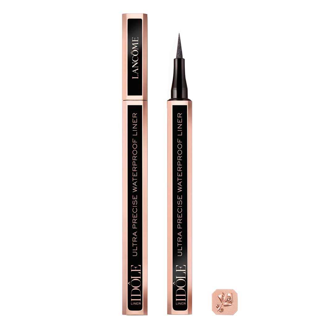 Lancome Idole Ultra Precise Waterproof - LANCOME - Duty Free - תוחם העין המושלם. הקצה הלבד והרך במיוחד מספק קו רציף אחיד ומאפשר יישום קל עם שליטה אולטימטיבית לקווים מהנועזים ביותר לעדינים ביותר במשיכה אחת. פורמולת הדיו