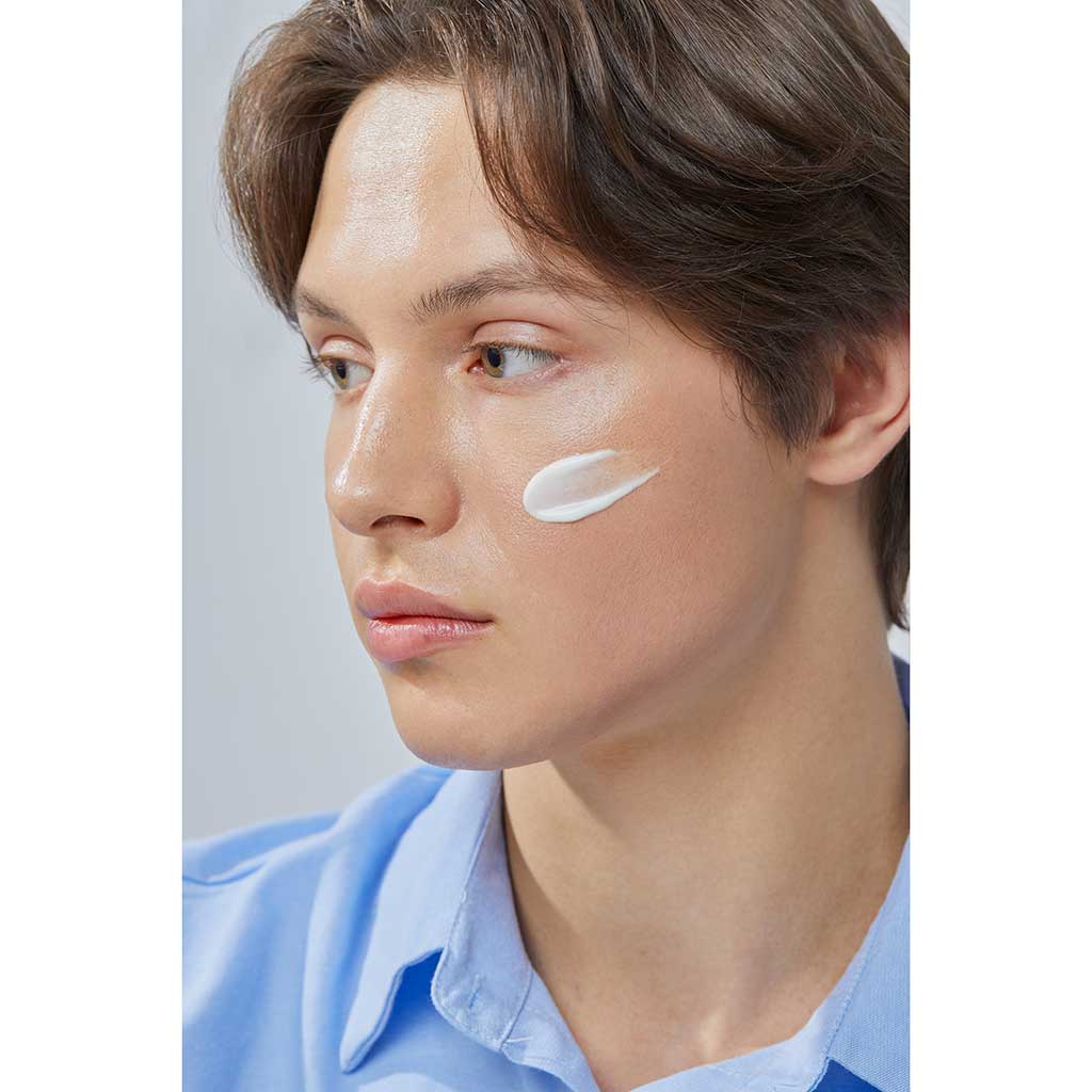 Cosrx Ultra Light Invisible Sunscreen Spf50 Pa++++ 50ml - COSRX - Duty Free
