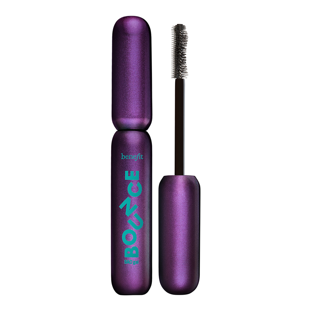 Benefit Badgal Bounce Teal Mascara - BENEFIT - Duty Free - הכירו את ה-BADgal Bounce Doubled Sided Brush Volumizing Mascara: המברשת ההיברידית בעיצוב המותאם אישית היא הסוד להשגת תוצאות ללא רבב. העיצוב הדו-צדדי כולל סיבי