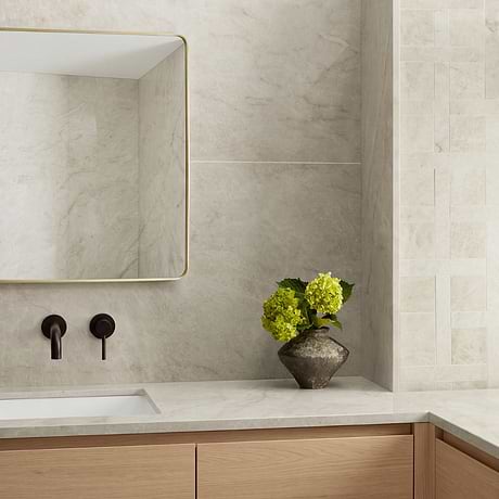 Grand Taj Mahal Cleo Light Beige Polished Porcelain Mosaic Tile