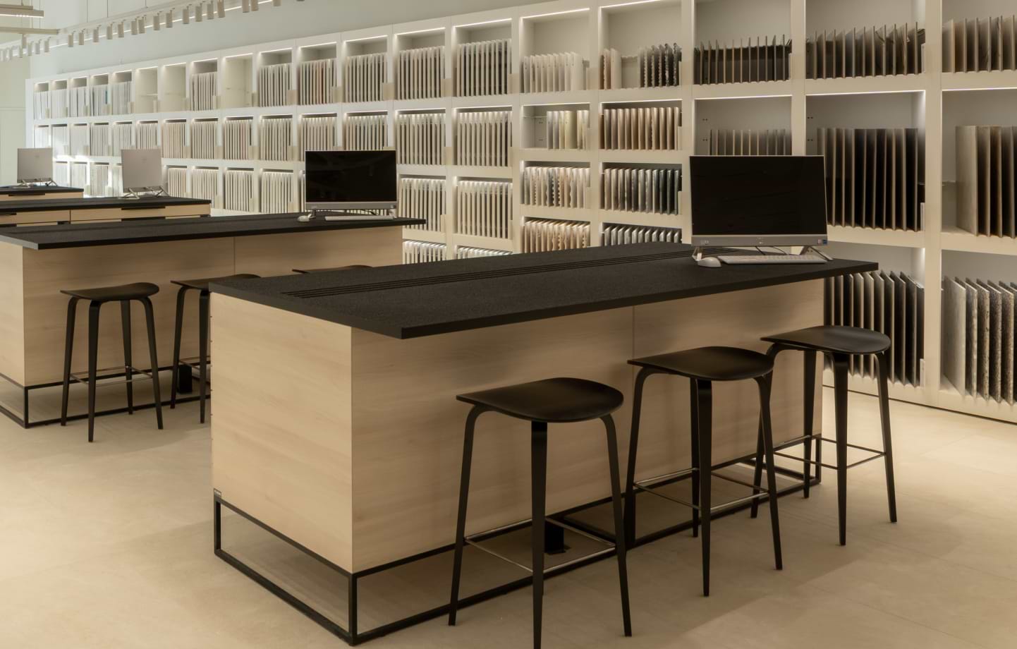 Manhasset Showroom