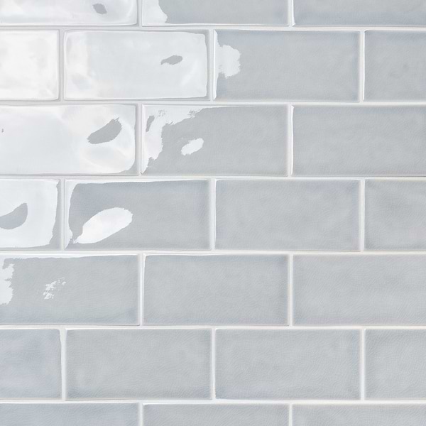 Nabi Subway Arctic Blue 4.5x9 Crackled Glossy Glass Tile