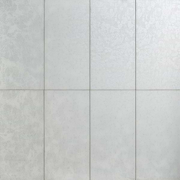 Vetrite Resham Glacial 9x18 Polished Glass Tile