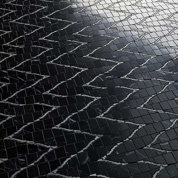 Ikara Nero Marquina Honed Waterjet Marble Mosaic Tile in Black, Gray, View 4, open zoomed image