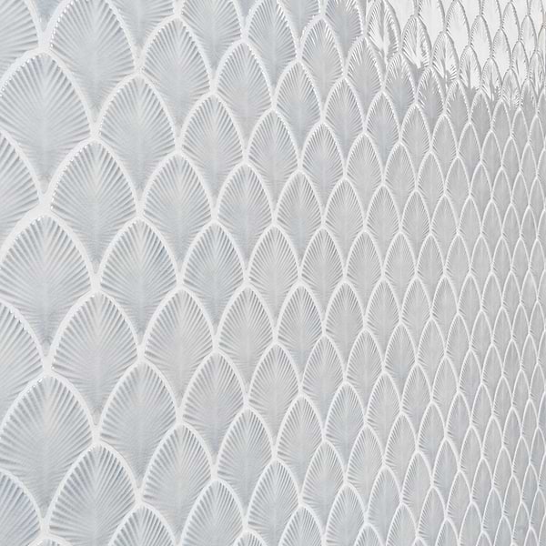 Nabi Fishscale Arctic Blue 3x4" Crackled Glossy Glass Mosaic Tile