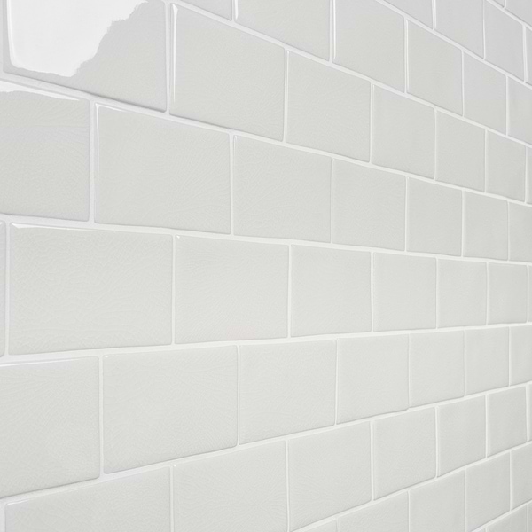 DISCO - Nabi Glacier White 3x6 Crackled Glass Wall Tile