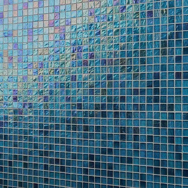 Splash Tropical Blue 1x1 Polished Glass Mosaic Tile