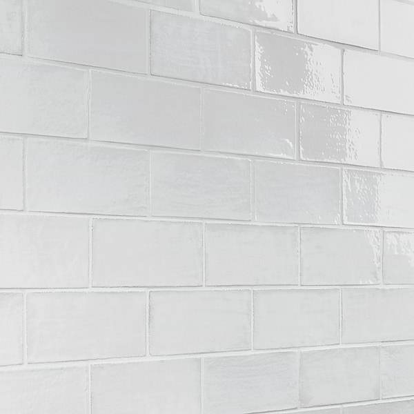 Emery White 4x8 Handmade Crackled Glossy Terracotta Subway Tile