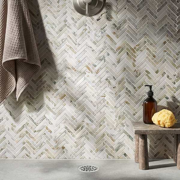 Calacatta Verde Premium 1x3 Herringbone Honed Marble Mosaic Tile