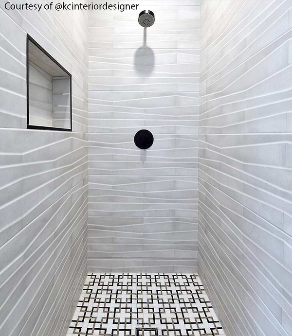 Labyrinth Marble Tile