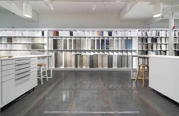 Plaza Oxido 30x60 Metal Look Gray Polished Porcelain Tile