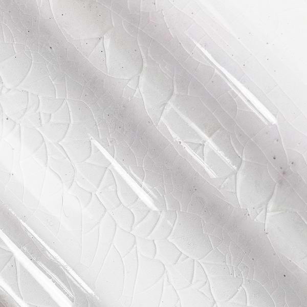 Nabi Glacier White 2x6 Crackled Glossy Glass Chair Rail Liner