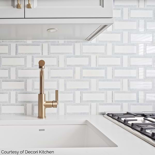 Esplanade Meadow Light Polished Marble Mosaic Tile