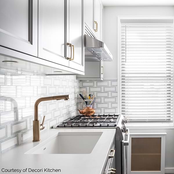 Esplanade Meadow Light Polished Marble Mosaic Tile