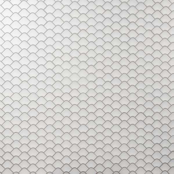 Suki Gray 2x3 Fishscale Matte Glass Mosaic Tile