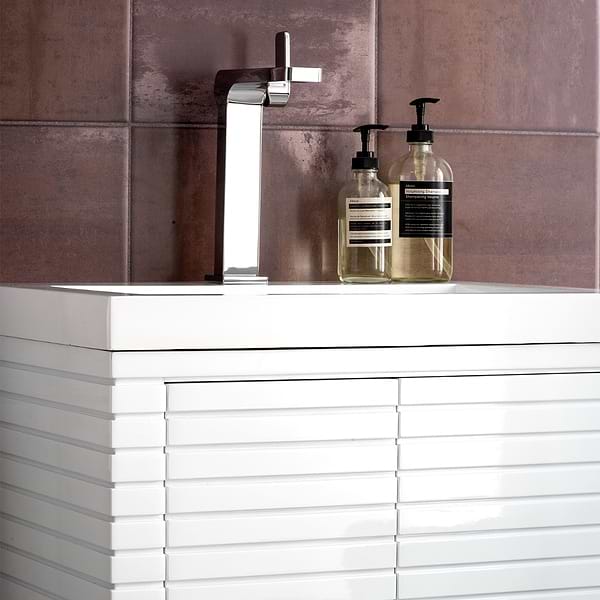 James Martin Vanities Linden 24" Glossy White Vanity And Counter