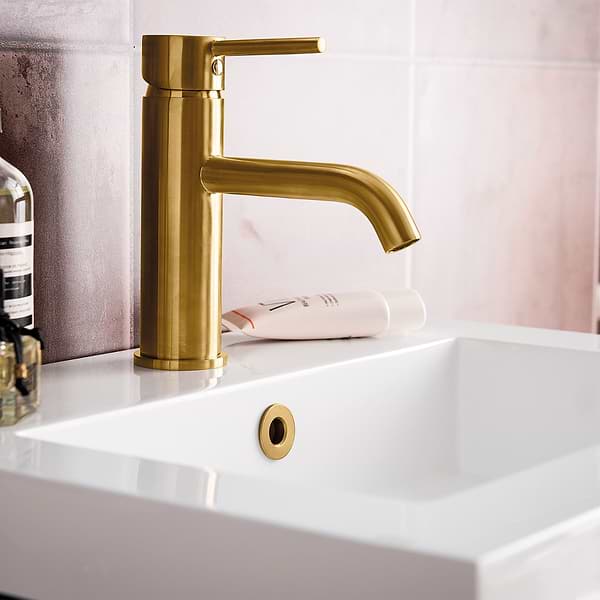 James Martin Vanities Chianti Mineral Gray 20" Single Vanity with Gold Hardware and White Counter