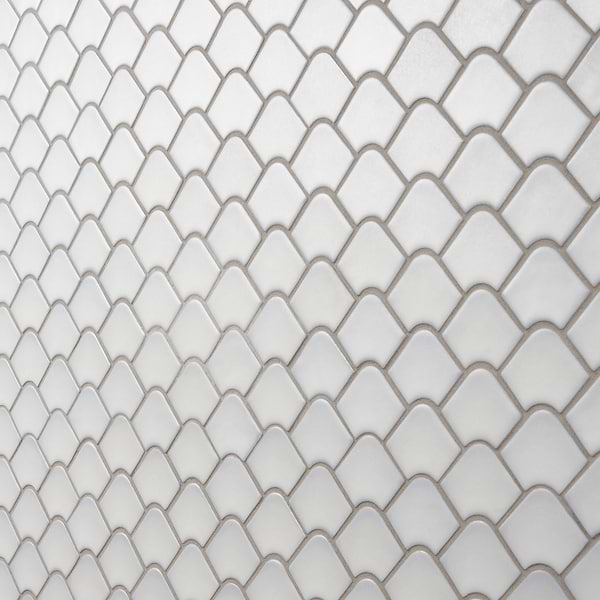 Suki Gray 2x3 Fishscale Matte Glass Mosaic Tile
