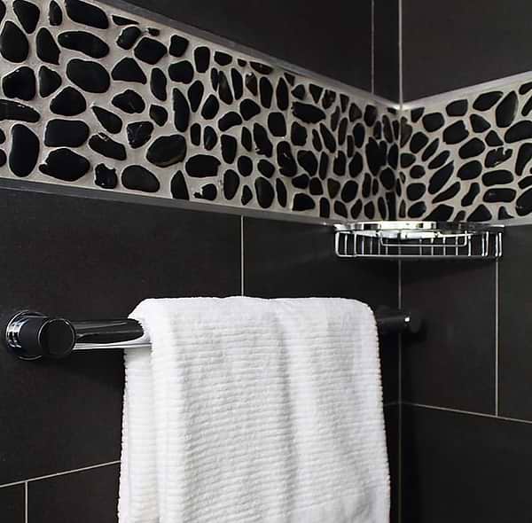 Cobblestone Black Sliced Pebble Honed Mosaic Tile