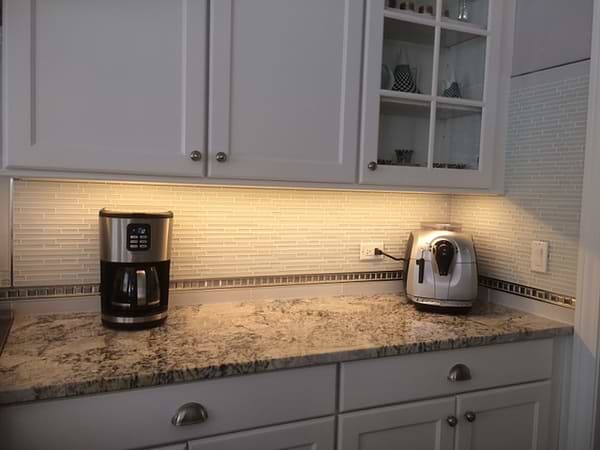 Loft Horizon Super White 2x16 Polished Glass Subway Wall Tile