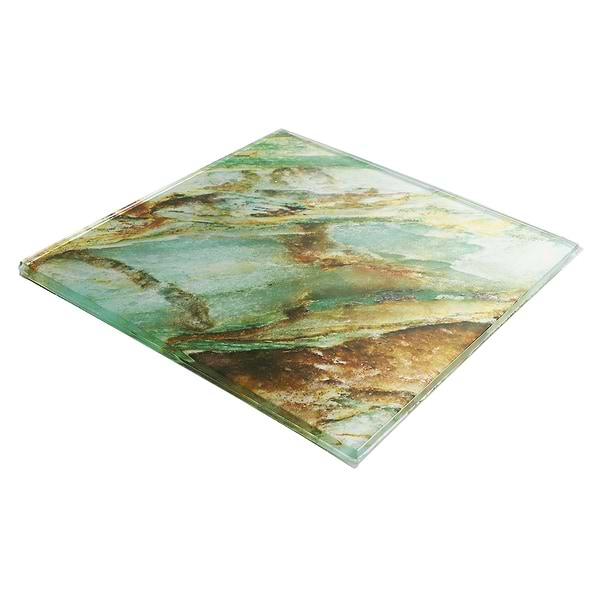 Gem Emerald Green 9x9 Polished Glass Tile
