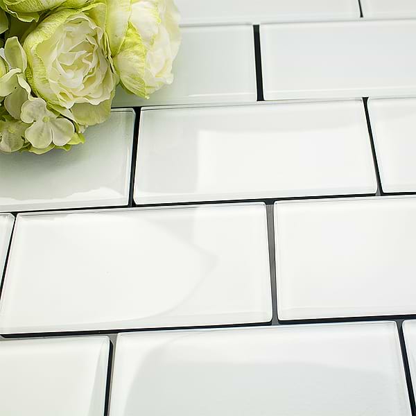 LOFT SUPER WHITE POLISHED 3 X 6" GLASS TILES"_4