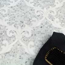 August Carrara Marble Polished Mosaic Tile