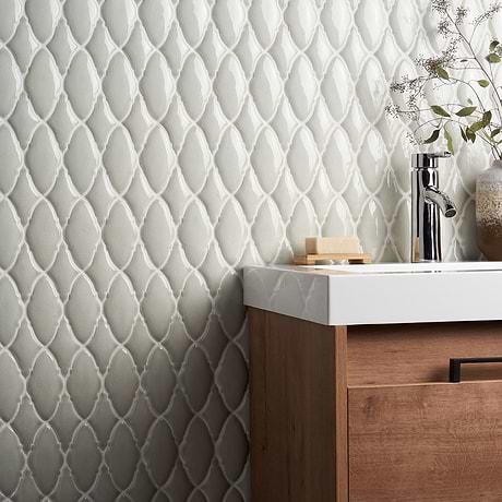Nabi Valor Tundra Gray 2x4 Crackled Glossy Glass Mosaic Tile
