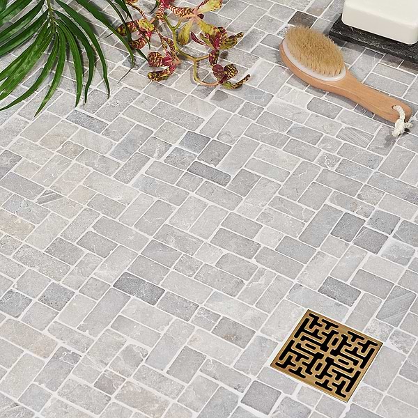Nature Antique Pram Gray Pebble Honed Mosaic Tile
