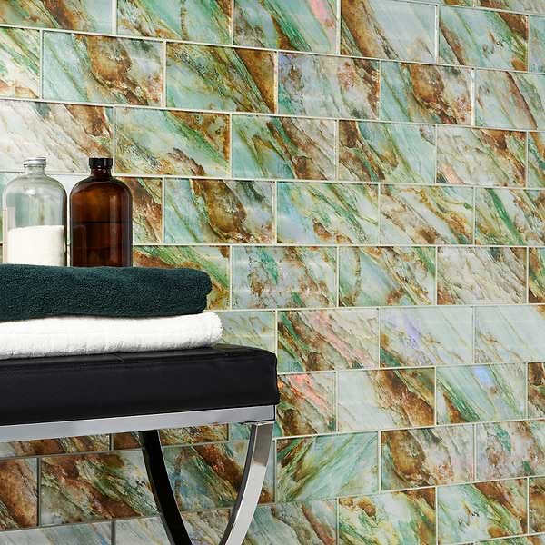 Gem Emerald Green 4x9 Polished Glass Tile