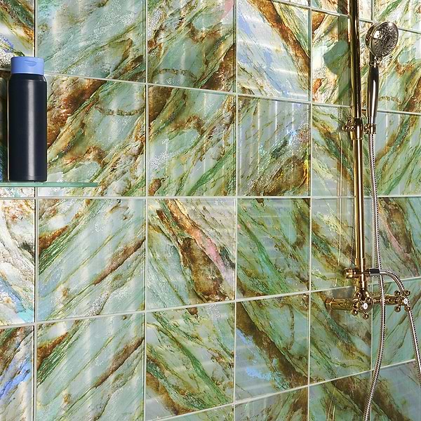 Gem Emerald Green 9x9 Polished Glass Tile