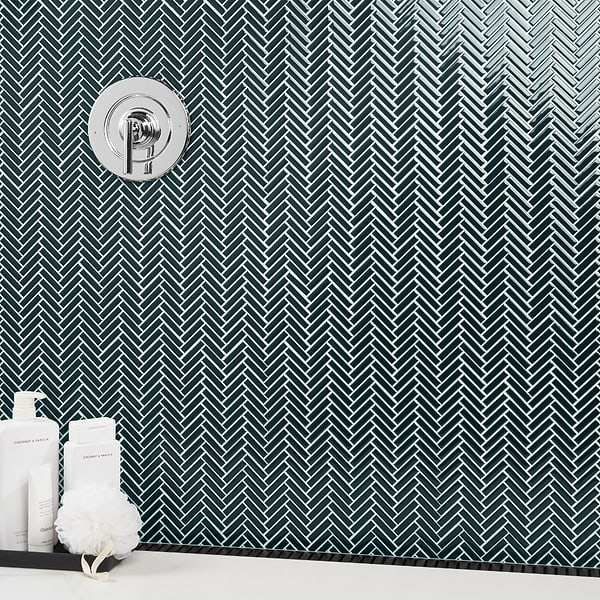 Kai Emerald Green 1x2" Herringbone Glossy Porcelain Mosaic Tile