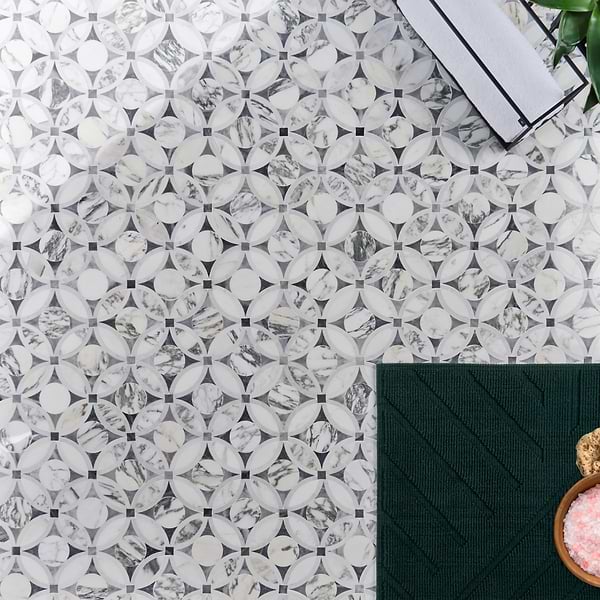 Highland Blossom Marble Polished Mosaic Tile
