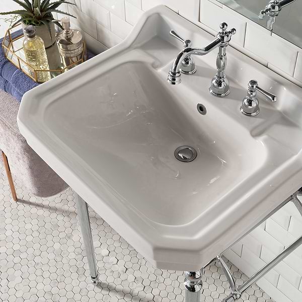James Martin Vanities Wellington Chrome 24" Single Vanity with Integrated White Porcelain Top