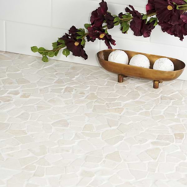 Nature WhiteTumbled Pebble Mosaic