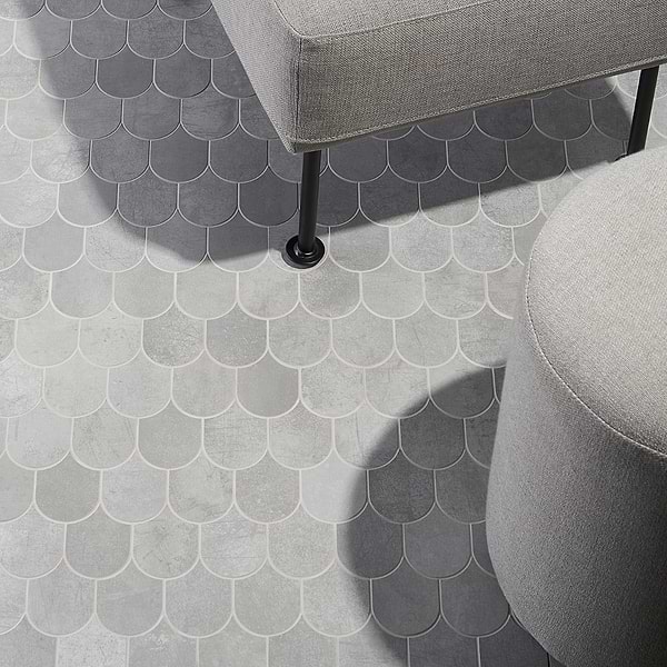 Bond Excalibur Medium Gray Fishscale Plume Matte Porcelain Mosaic Tile