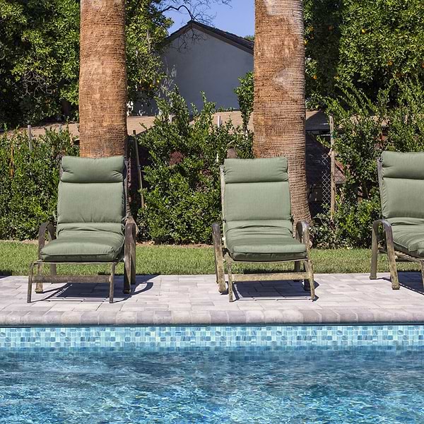 Marley Ocean Blue 1x1 Polished Glass Mosaic
