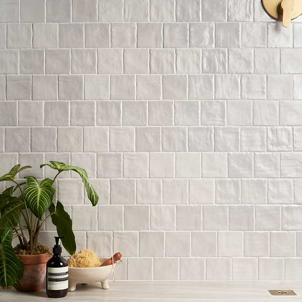 Montauk Gin 4x4 White Mixed Finish Ceramic Tile