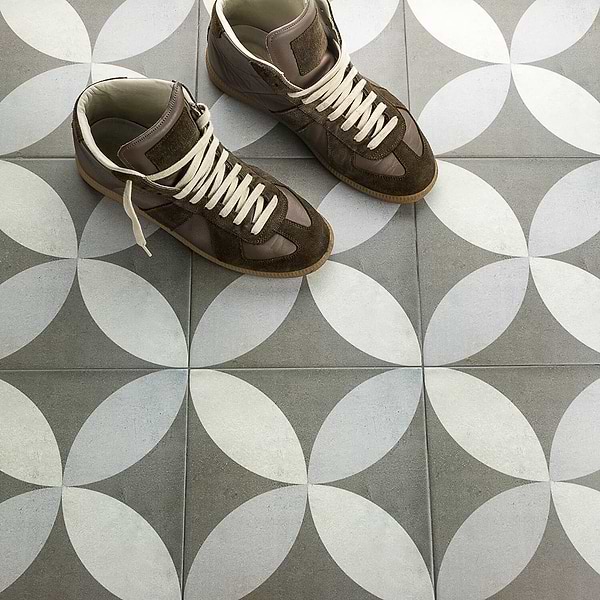 Bella Saatchi 8x8 Glazed Porcelain Tile