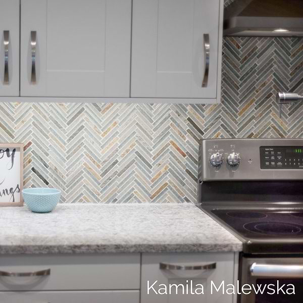 Emperial Roman Crystal Springs 1x4 Herringbone Marble & Glass Mosaic Tile