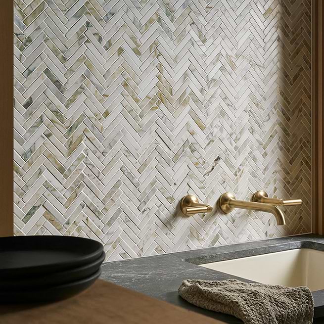 EXPRESSIVE MARBLE