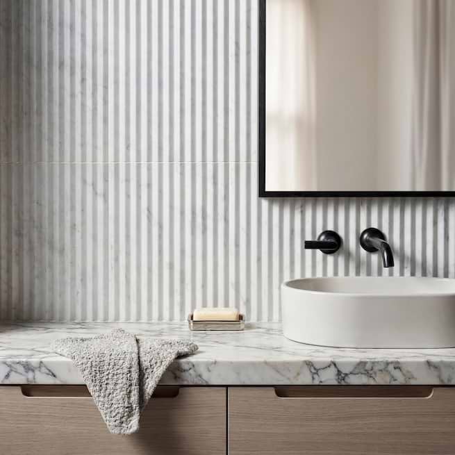 AN INSTANTLY COMPELLING DECORATIVE EFFECT