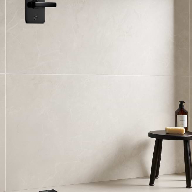 REALISTIC MARBLE-LOOK PORCELAIN